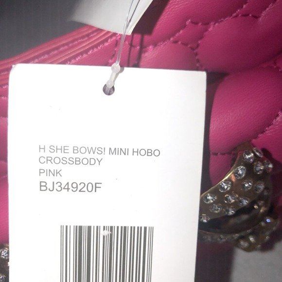 BETSEY JOHNSON Hot Pink Quilted Heart Detail Gold Rhinestone Bow CROSSBODY NEW - Picture 13 of 13